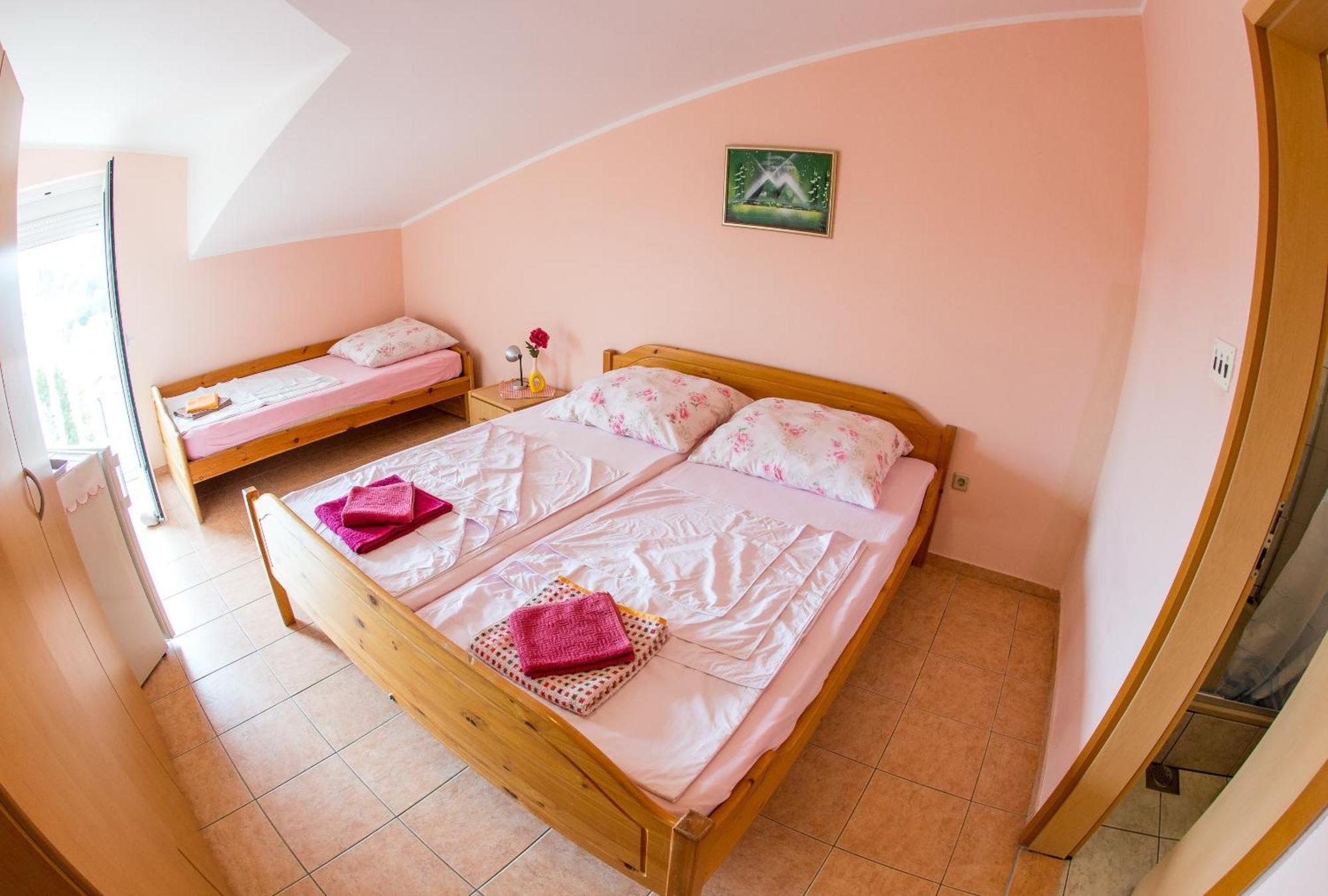 Guest House Almond Bečići 객실 사진
