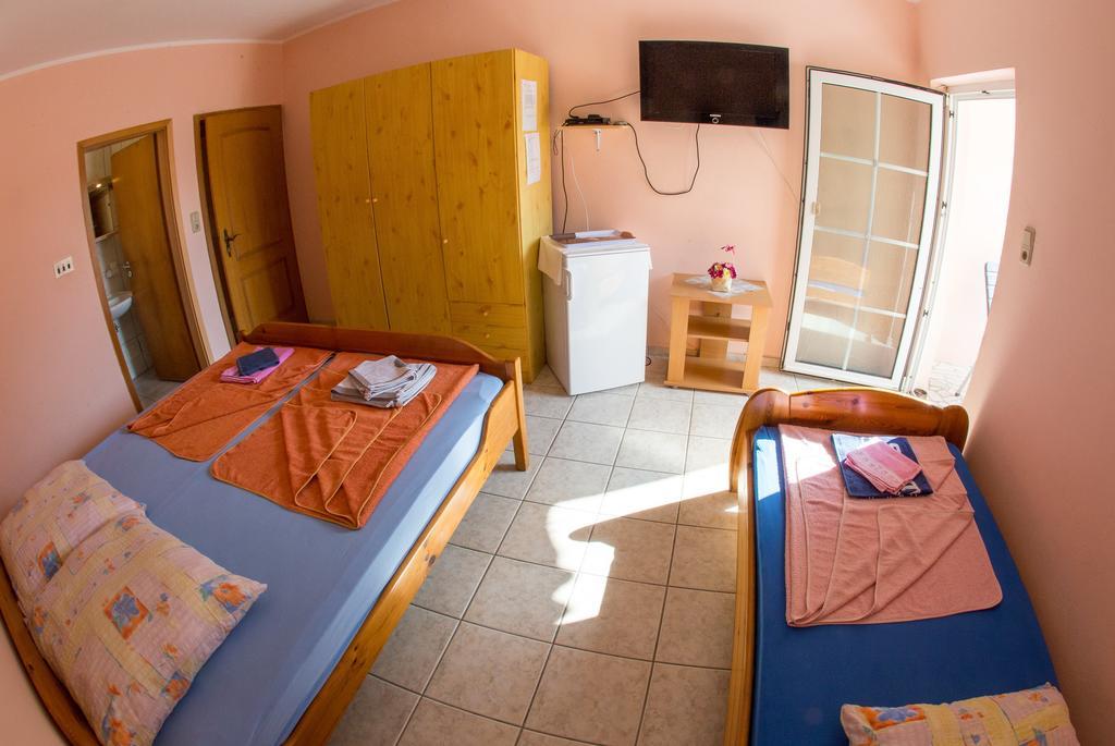 Guest House Almond Bečići 외부 사진