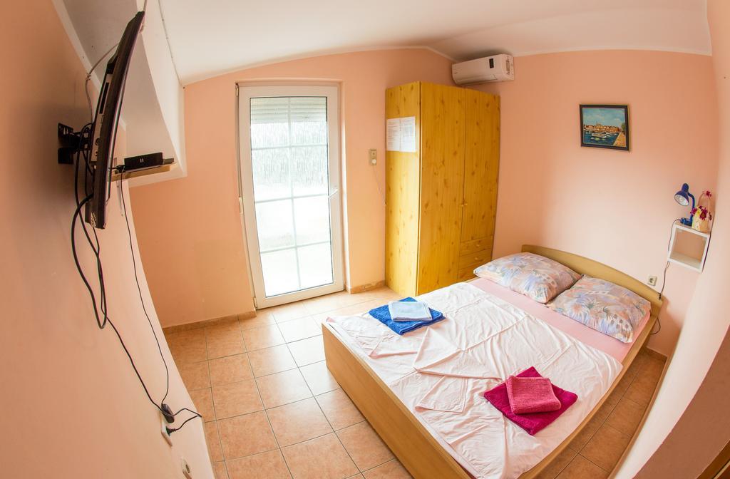 Guest House Almond Bečići 외부 사진