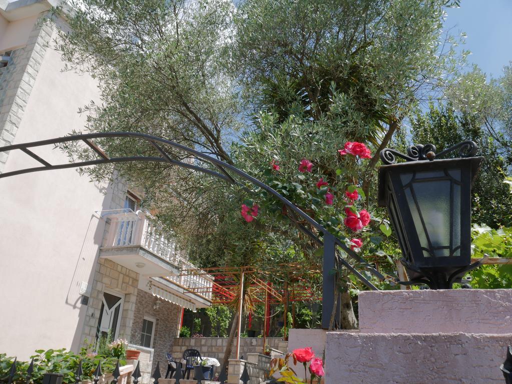 Guest House Almond Bečići 외부 사진